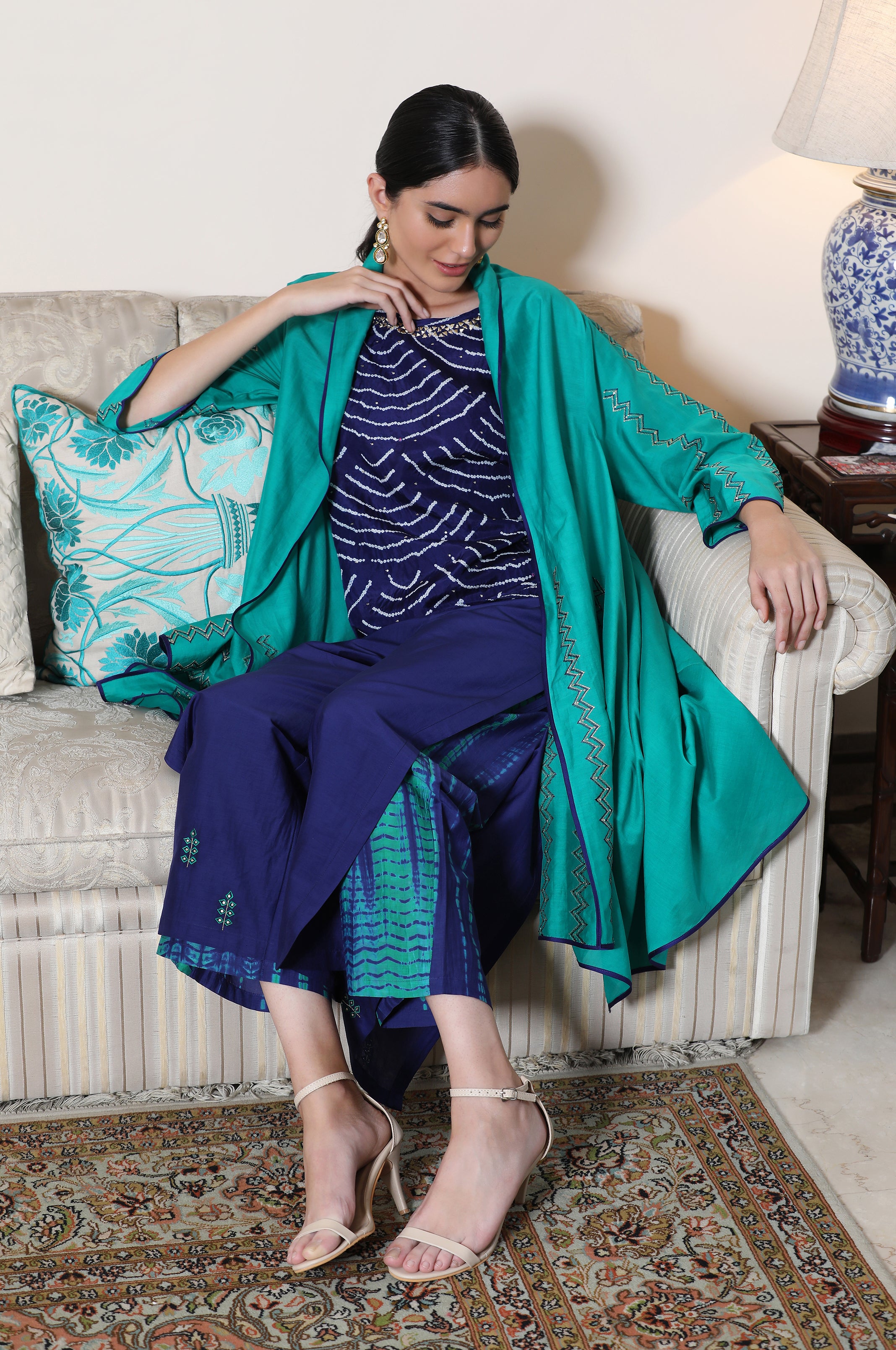 Bandhej Sleeveless Tunic with Double Layer Farshi and Overlay